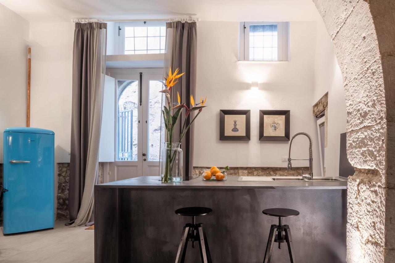 Matari Suite Ortigia Syracuse Bagian luar foto